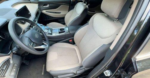 2022 Hyundai SANTA FE SE