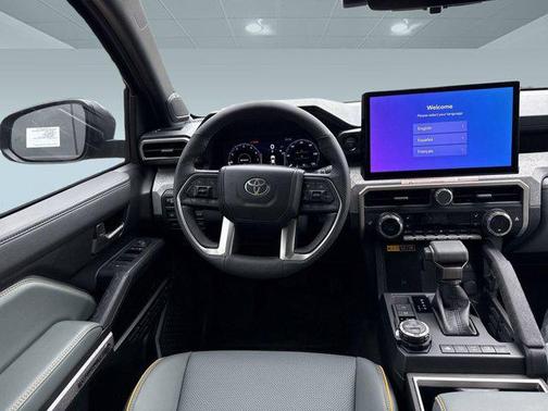 2025 Toyota Tacoma Hybrid Trailhunter