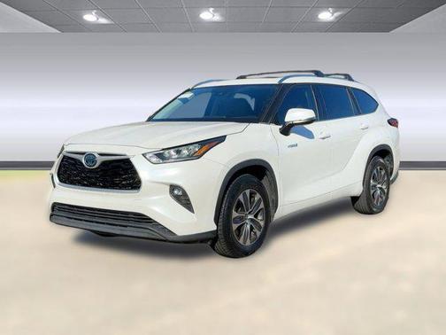 2020 Toyota Highlander Hybrid XLE