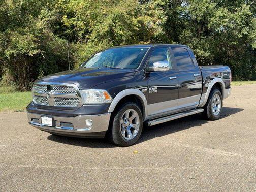 2015 RAM 1500 Laramie