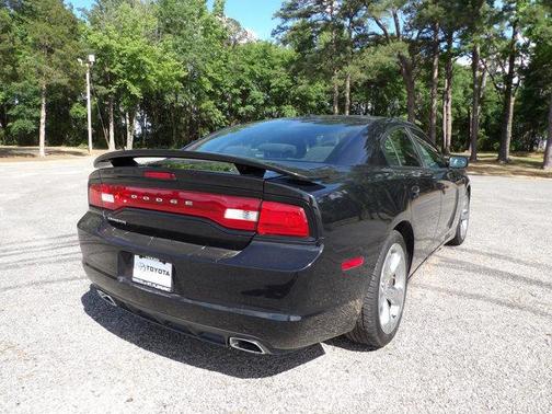 2014 Dodge Charger SXT