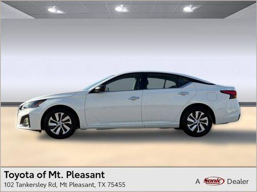 Glacier White 2025 Nissan Altima S FWD