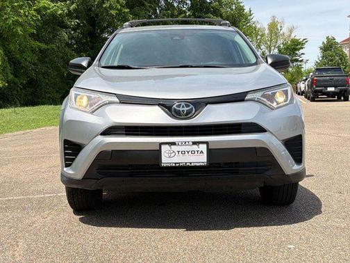 Silver Sky Metallic 2018 Toyota RAV4 LE