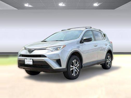 Silver Sky Metallic 2018 Toyota RAV4 LE