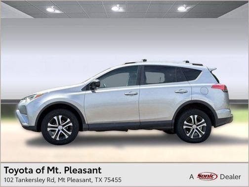 Silver Sky Metallic 2018 Toyota RAV4 LE