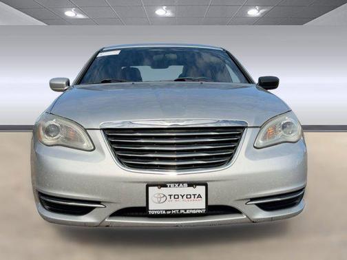 2011 Chrysler 200 Touring