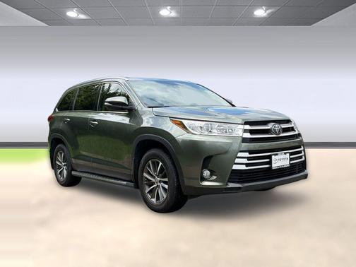 Alumina Jade Metallic 2019 Toyota Highlander XLE