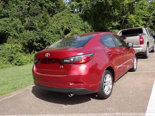 2017 Toyota Yaris iA Base