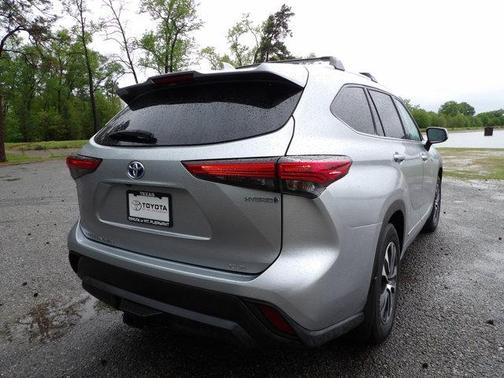 2020 Toyota Highlander Hybrid XLE
