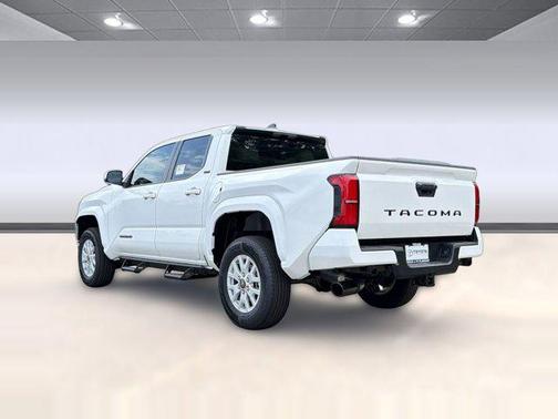 Ice Cap 2026 Toyota Tacoma SR5