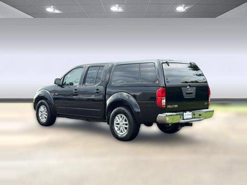 Super Black 2015 Nissan Frontier SV