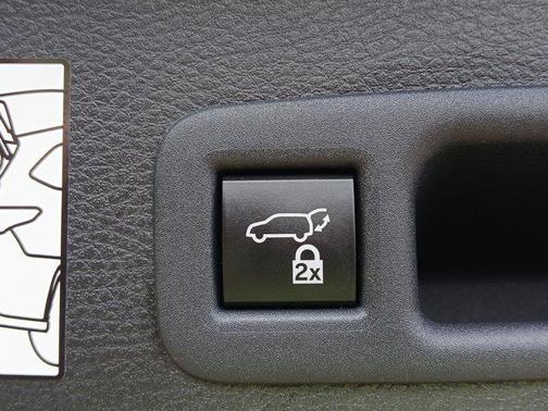2024 Toyota Sienna XLE 8 Passenger
