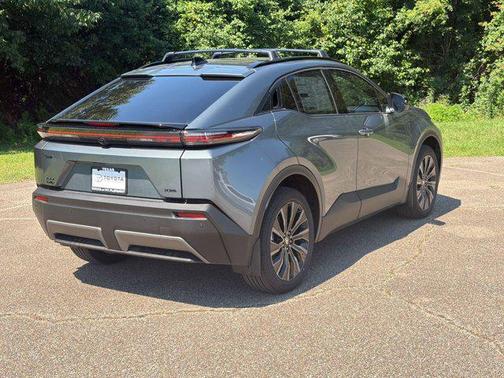 Overcast 2026 Toyota C-HR XSE
