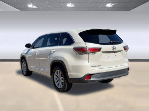 2015 Toyota Highlander LE