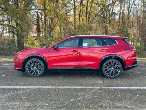 2025 Toyota Crown Signia XLE