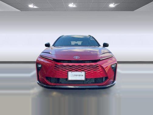 2025 Toyota Crown Signia XLE