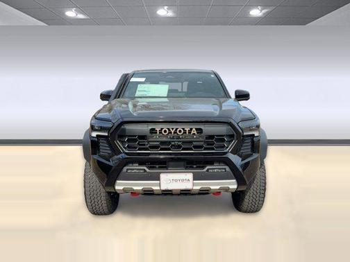 2026 Toyota Tacoma Hybrid Trailhunter