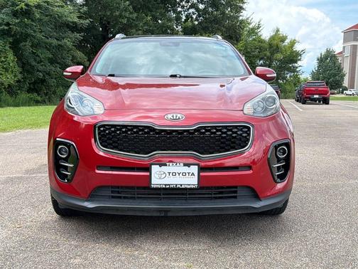 Hyper Red 2017 Kia Sportage EX