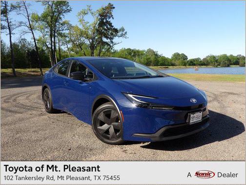 2023 Toyota Prius LE