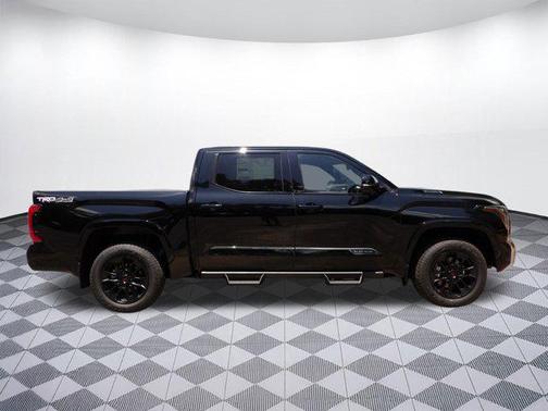 2025 Toyota Tundra Hybrid Platinum