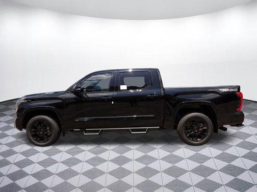 2025 Toyota Tundra Hybrid Platinum