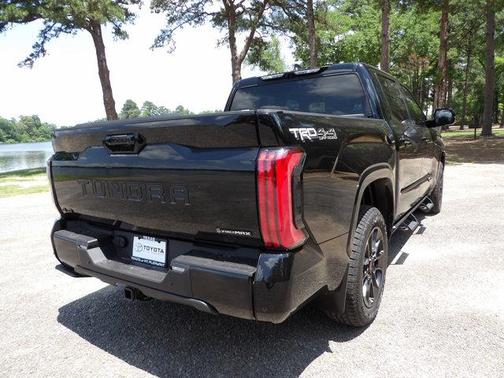 2025 Toyota Tundra Hybrid Platinum