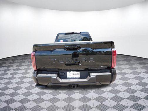 2025 Toyota Tundra Hybrid Platinum