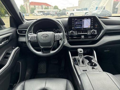 2021 Toyota Highlander XSE