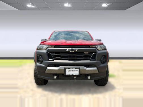 Radiant Red Tintcoat 2025 Chevrolet Colorado Trail Boss