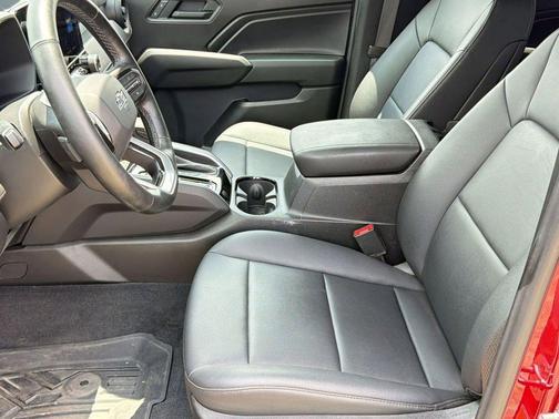 Radiant Red Tintcoat 2025 Chevrolet Colorado Trail Boss
