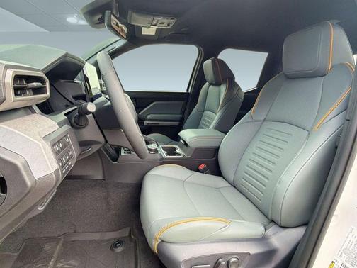 Ice Cap 2026 Toyota Tacoma Hybrid Trailhunter