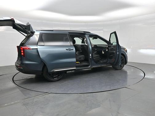 Astra Blue 2026 Kia Carnival Hybrid SX