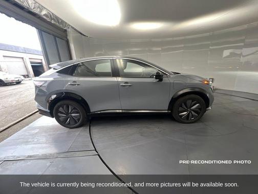 Boulder Gray Pearl 2024 Nissan ARIYA ENGAGE
