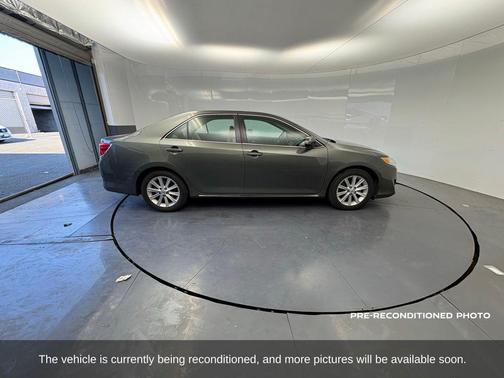 Magnetic Gray Metallic 2013 Toyota Camry XLE