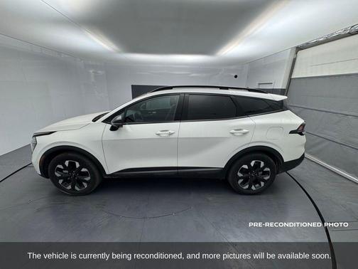 Snow White Pearl 2024 Kia Sportage Plug-In Hybrid X-Line Prestige