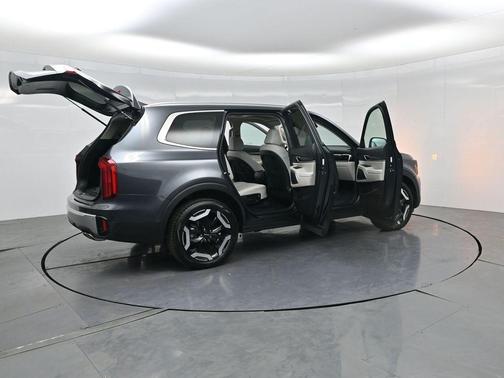Gravity Gray 2024 Kia Telluride S
