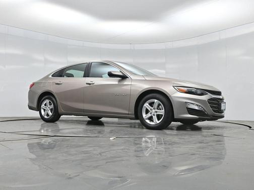 Mineral Gray Metallic 2023 Chevrolet Malibu LT