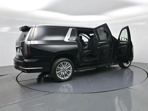2025 Cadillac Escalade ESV Premium Luxury