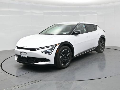 Glacier White Pearl 2025 Kia EV6 Wind