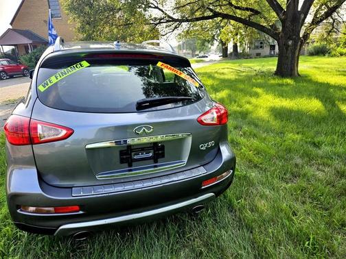 2017 INFINITI QX50 Base
