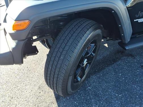 Black Clearcoat 2021 Jeep Wrangler Unlimited Sport