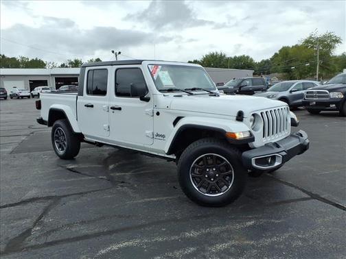 2023 Jeep Gladiator Overland