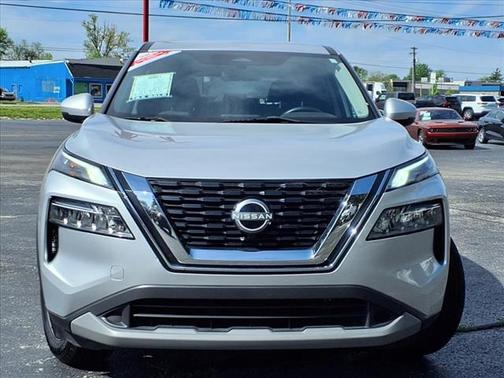 2022 Nissan Rogue SV