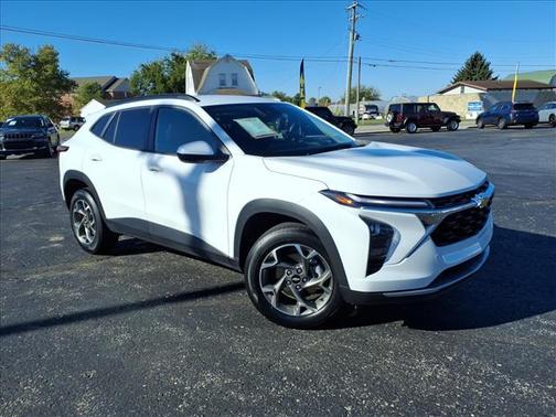 2025 Chevrolet Trax LT