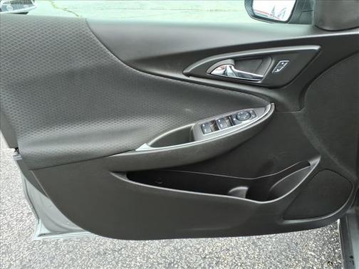 Sterling Gray Metallic 2025 Chevrolet Malibu FWD 1LT