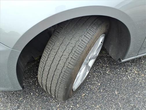 Sterling Gray Metallic 2025 Chevrolet Malibu FWD 1LT