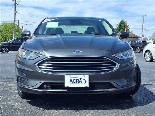 2020 Ford Fusion SE