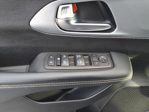 2023 Chrysler Pacifica Touring