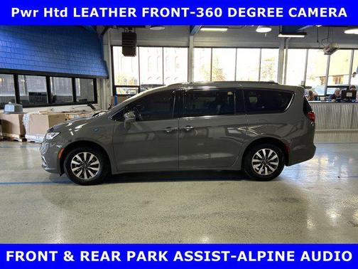 2021 Chrysler Pacifica Hybrid Touring L
