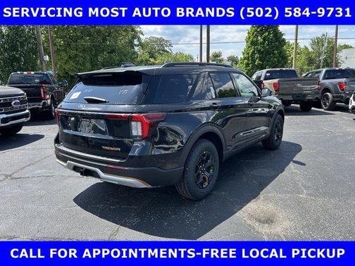 Agate Black Metallic 2026 Ford Explorer Tremor
